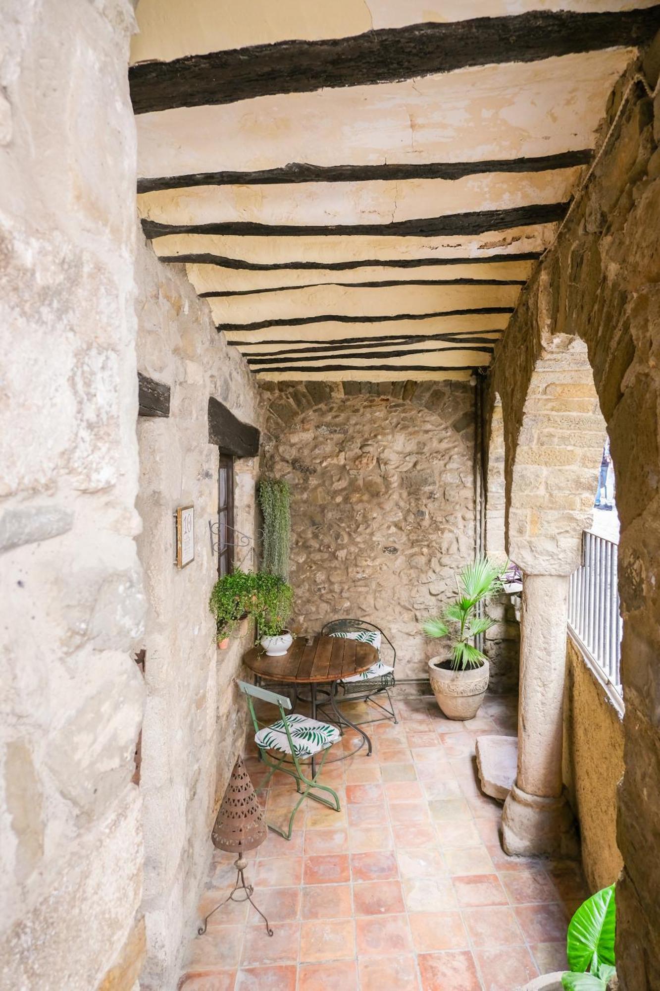 10 Del Pont Alojamiento Con Vistas Panoramicas バサルー エクステリア 写真
