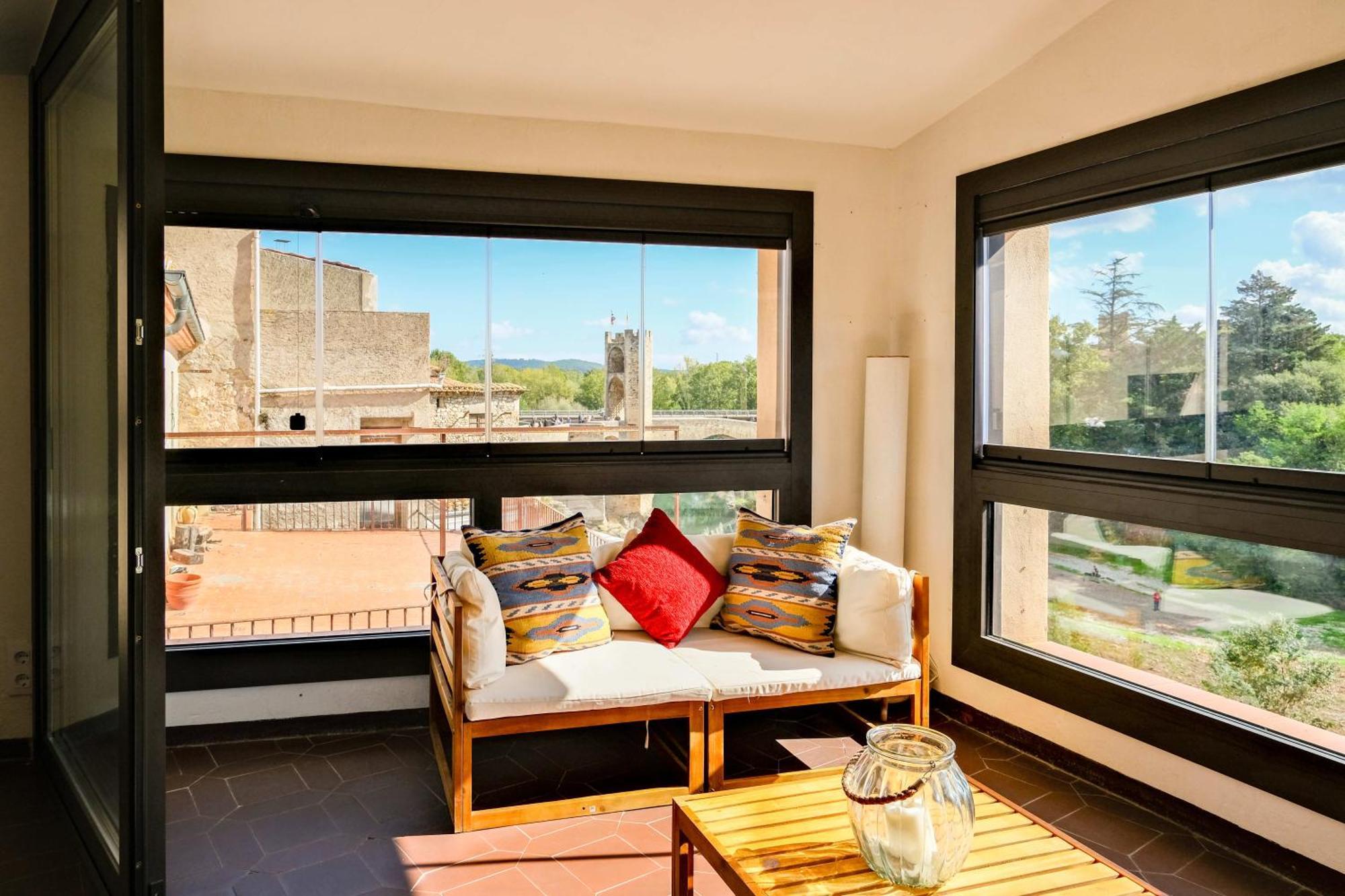 10 Del Pont Alojamiento Con Vistas Panoramicas バサルー エクステリア 写真