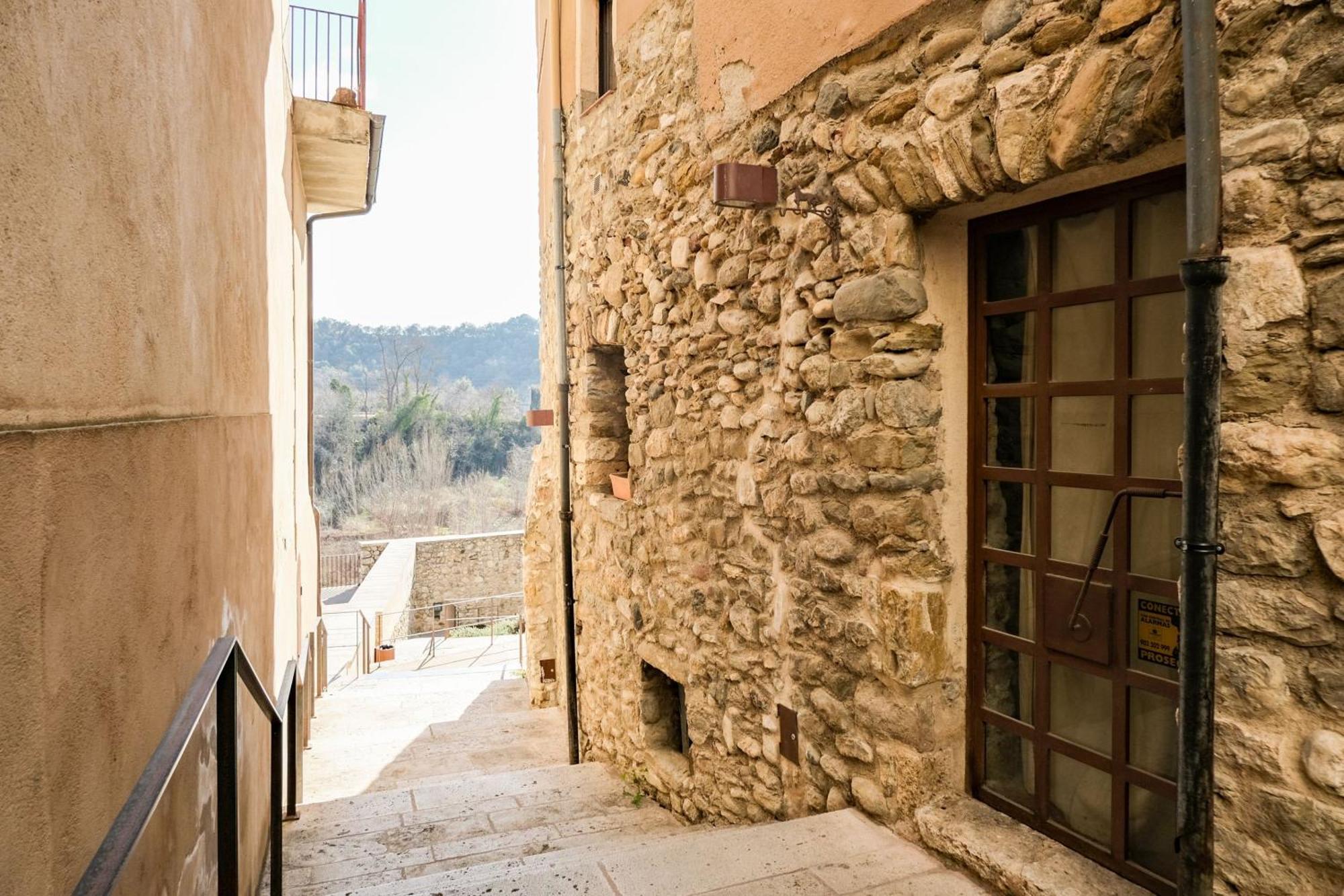 10 Del Pont Alojamiento Con Vistas Panoramicas バサルー エクステリア 写真