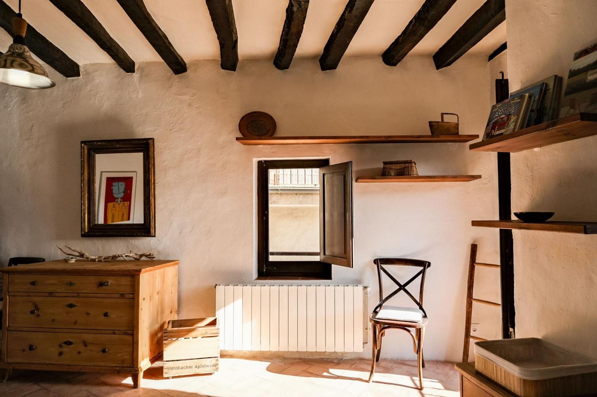 10 Del Pont Alojamiento Con Vistas Panoramicas バサルー エクステリア 写真